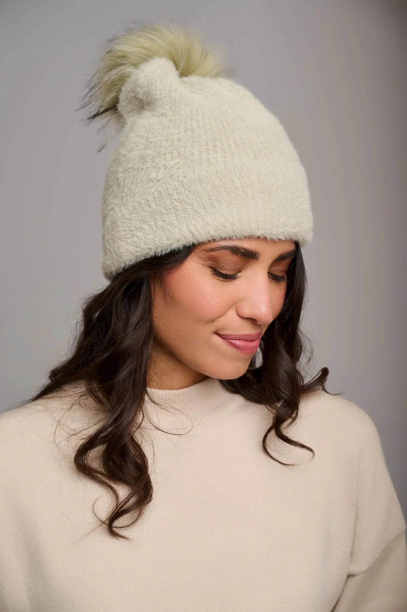 Beanie With Pompom (3 colors)