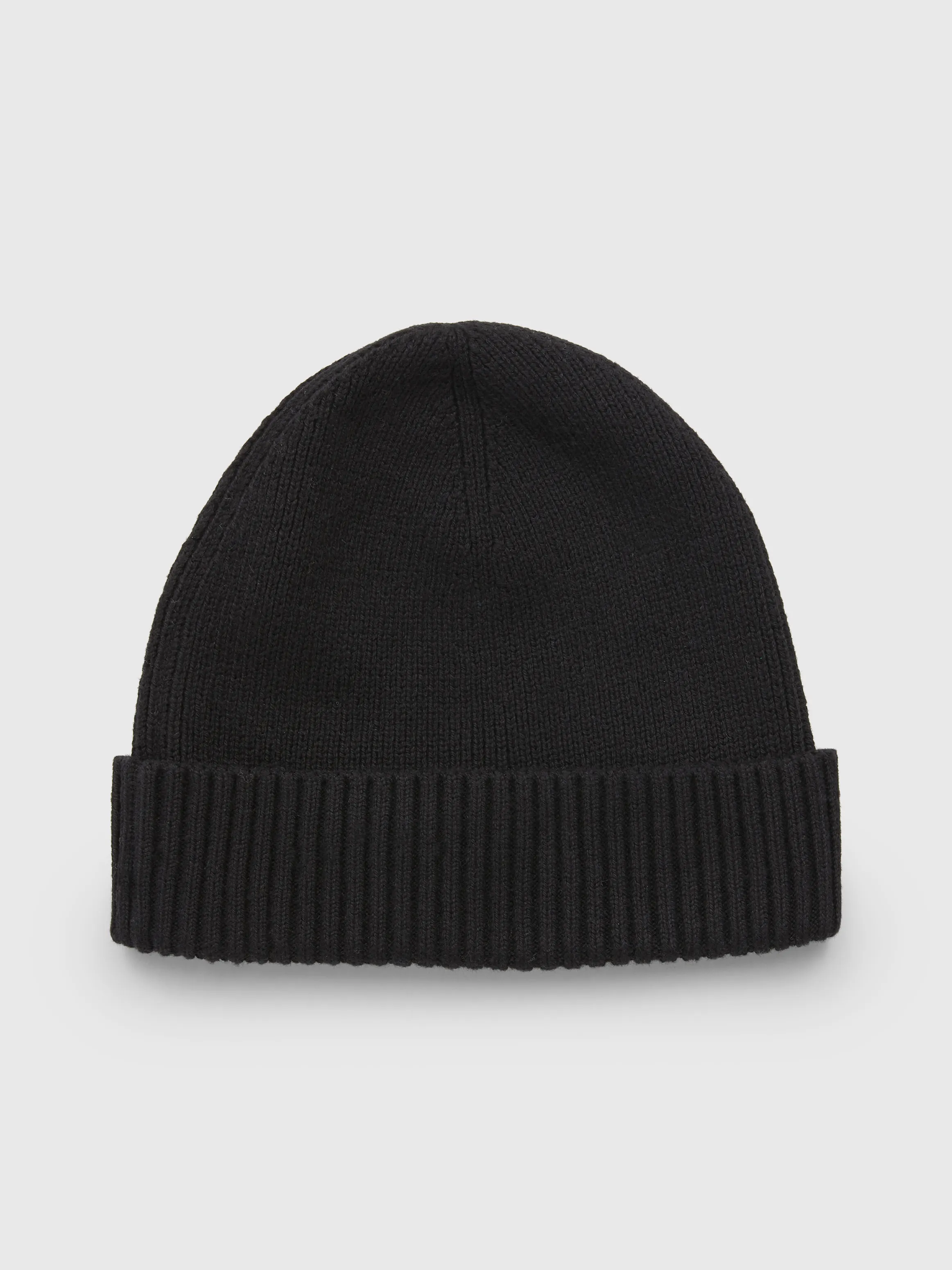 Essential Flag Rib-Knit Beanie | Hats, Gloves & Scarves | Tommy Hilfiger