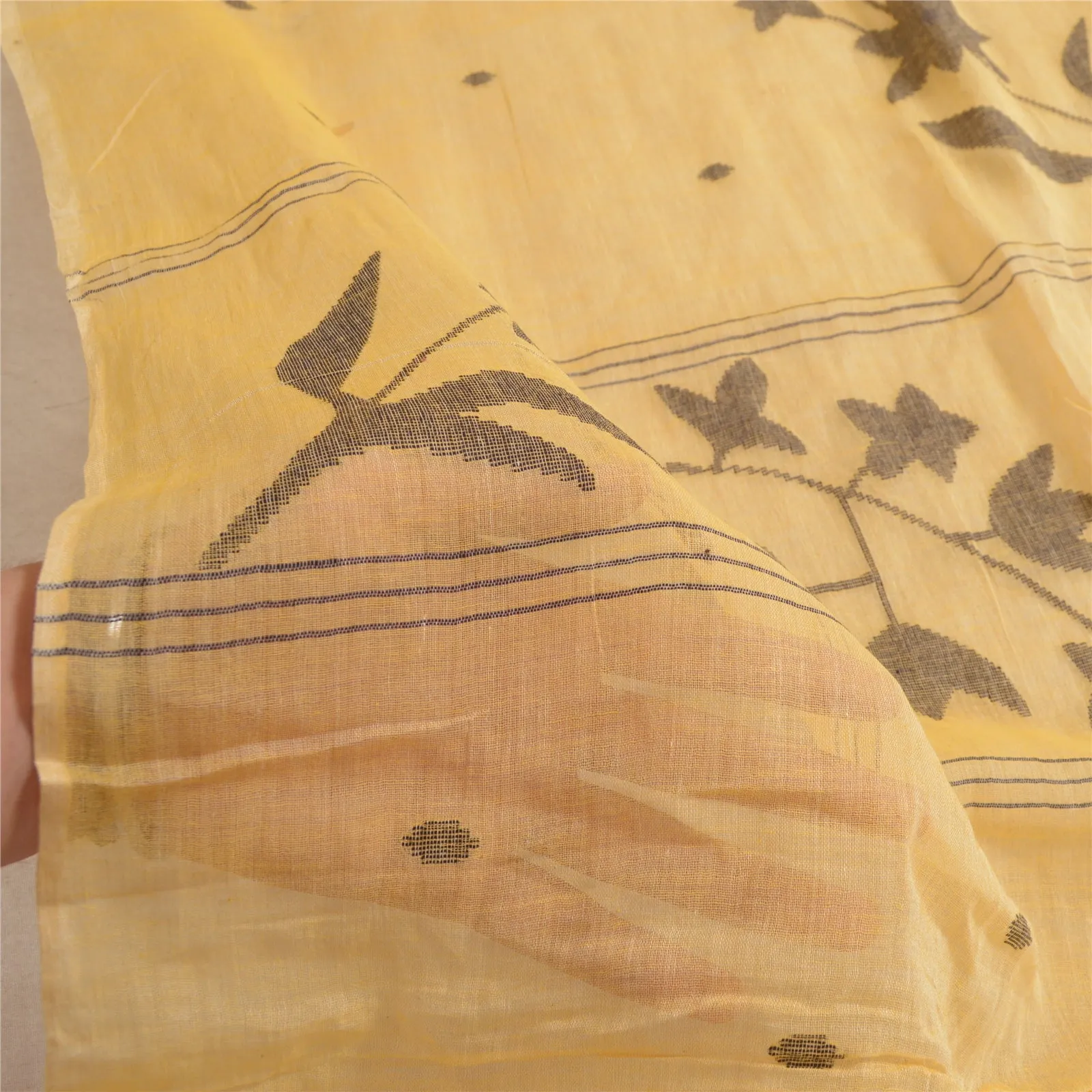 Sanskriti Vintage Long Dupatta Stole Pure Cotton Cream Hand-Woven Tant Scarves